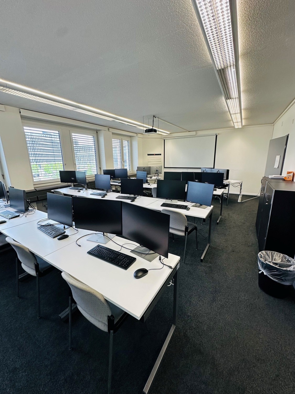 La solution idéale de démarrage ou de transition pour votre entreprise, Hohlstrasse, 8004 Zürich, Zurich, CH
