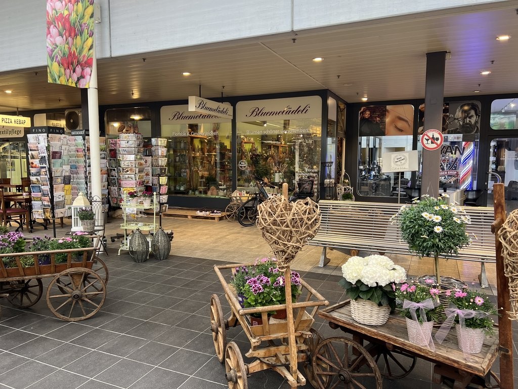 Votre nouveau commerce au Markthof Nussbaumen, Schulstrasse, 5415 Nussbaumen AG, Aargau, CH