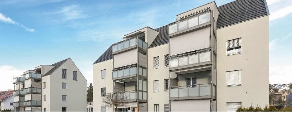 Outdoor parking spaces to rent in a central location in Wohlen!