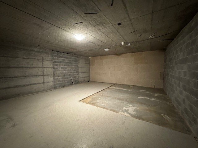 Lagerflächen zur Miete in Pully von 32,5 m2 bis 221 m2, Avenue Charles Ferdinand Ramuz, 1009 Pully, Vaud, CH