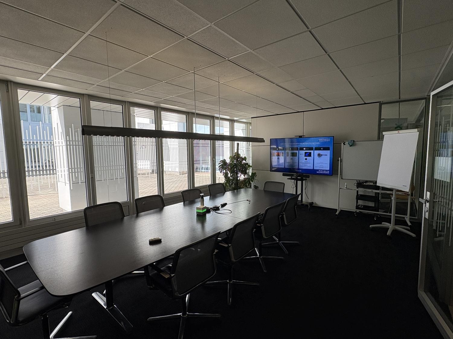 Attraente ufficio completamente rifinito in posizione centrale a Wallisellen, Alte Winterthurerstrasse, 8304 Wallisellen, Zurich, CH