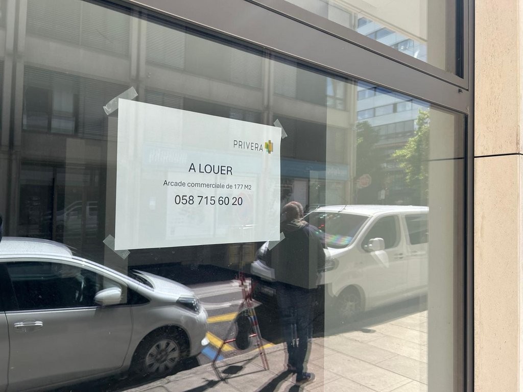 Arcade de 177 m2 à louer, Rue du Pré-Jérôme 21,, 1205 Genève, Geneva, CH