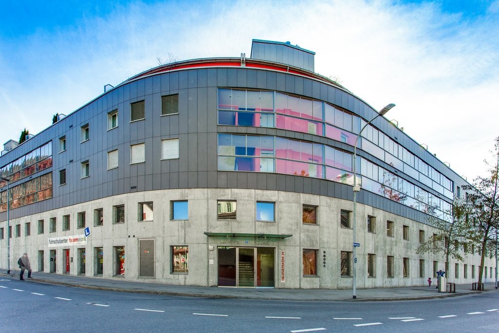 Place de parc à louer à Scalettastrasse 7 / Daleustrasse 25
