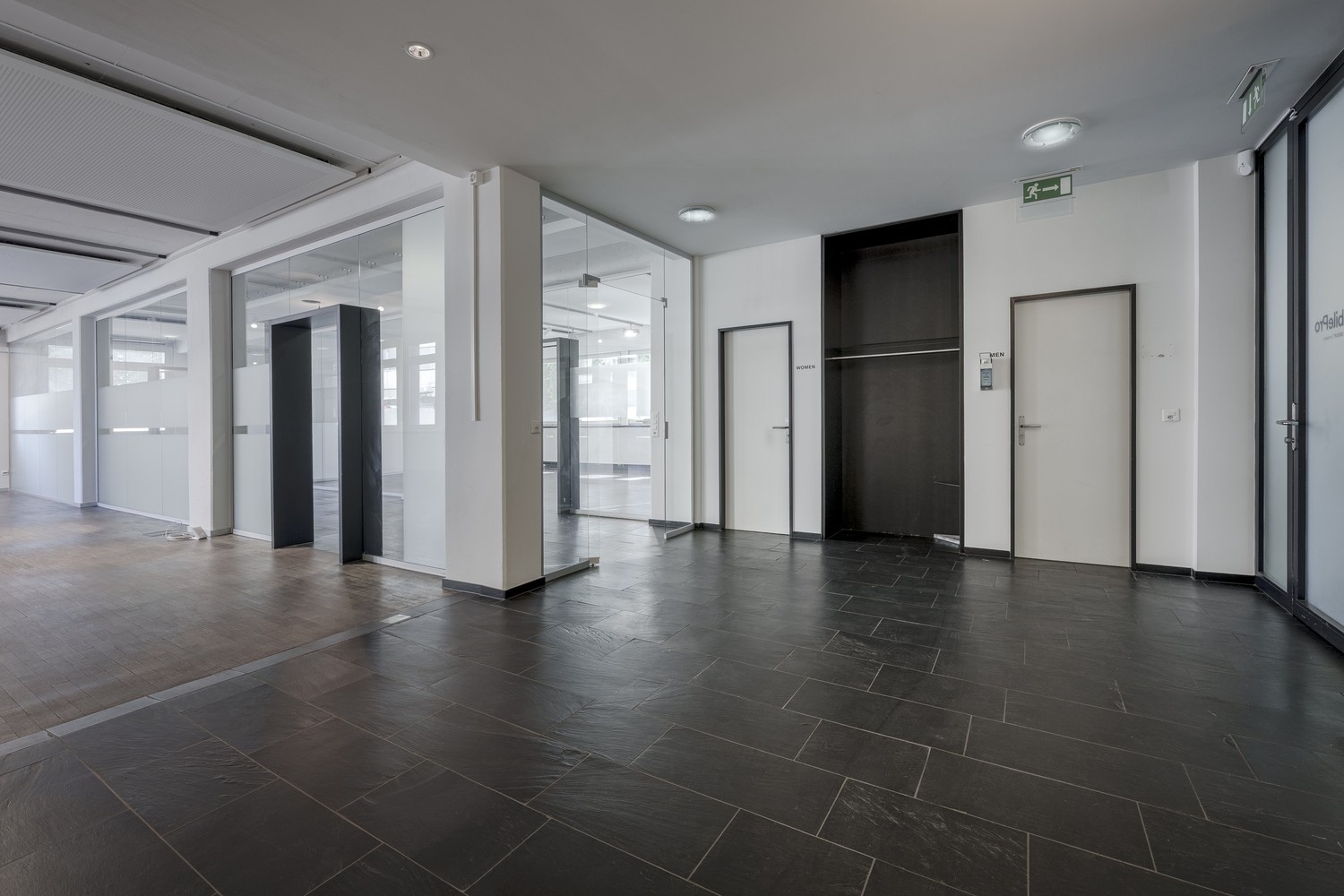 Espace de bureaux et d'exposition représentatif aux atouts incomparables, Europa-Strasse, 8152 Glattbrugg, Zurich, CH