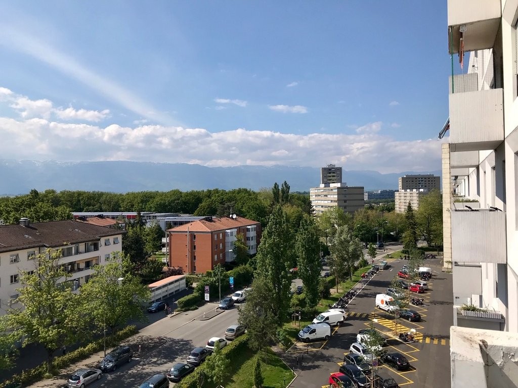 Box disponible dans un parking souterrain à Onex, Avenue du Bois-de-la-Chapelle, 1213 Onex, Geneva, CH