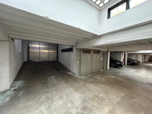 Place de parc souterrain à louer, Rue Antoine-Carteret, 1202 Genève, Geneva, CH