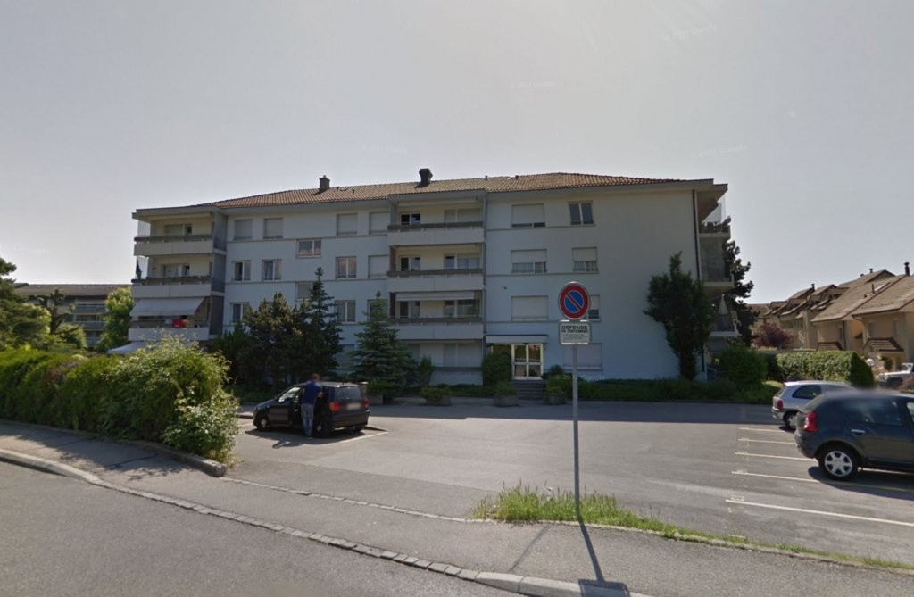Places de parc extérieures à louer - 1 mois de loyer offerts !, Route de Curson 18a,, 1197 Prangins, Vaud, CH