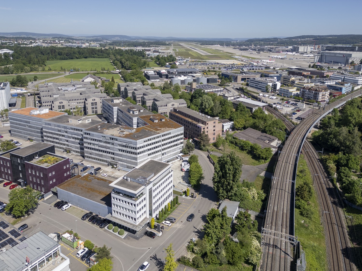 Bringen Sie Ihr Unternehmen auf die Erfolgsspur!, Europa-Strasse, 8152 Glattbrugg, Zurich, CH