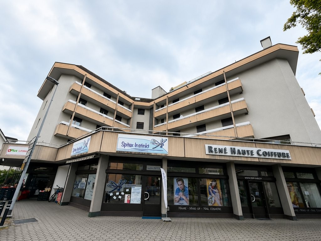 Local commercial attractif directement au rond-point !, Kantonsstrasse, 6048 Horw, Lucerne, CH