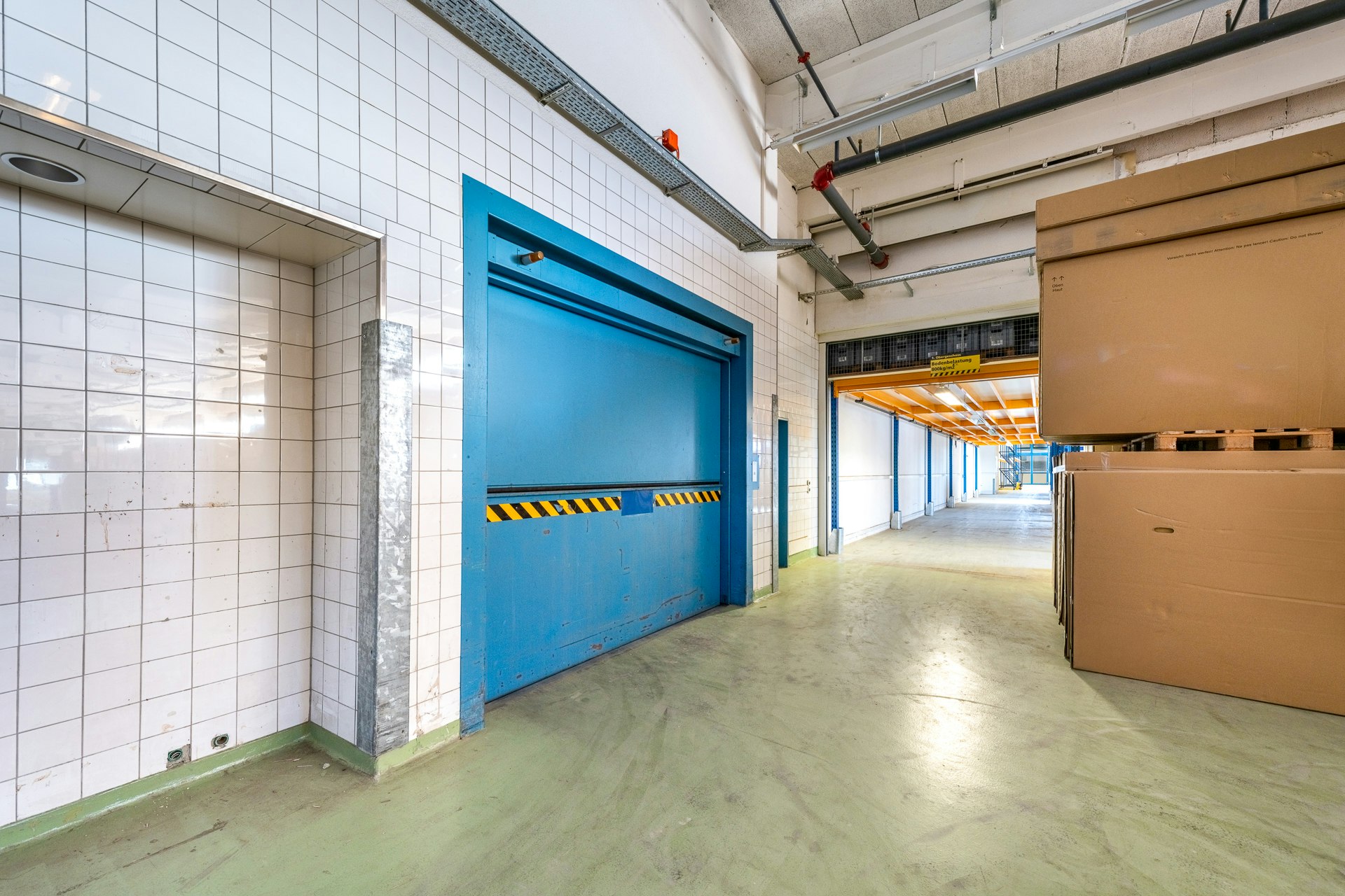 Spazi di magazzino economici con infrastrutture & collegamenti ideali, Industriestrasse, 4922 Thunstetten, Bern, CH