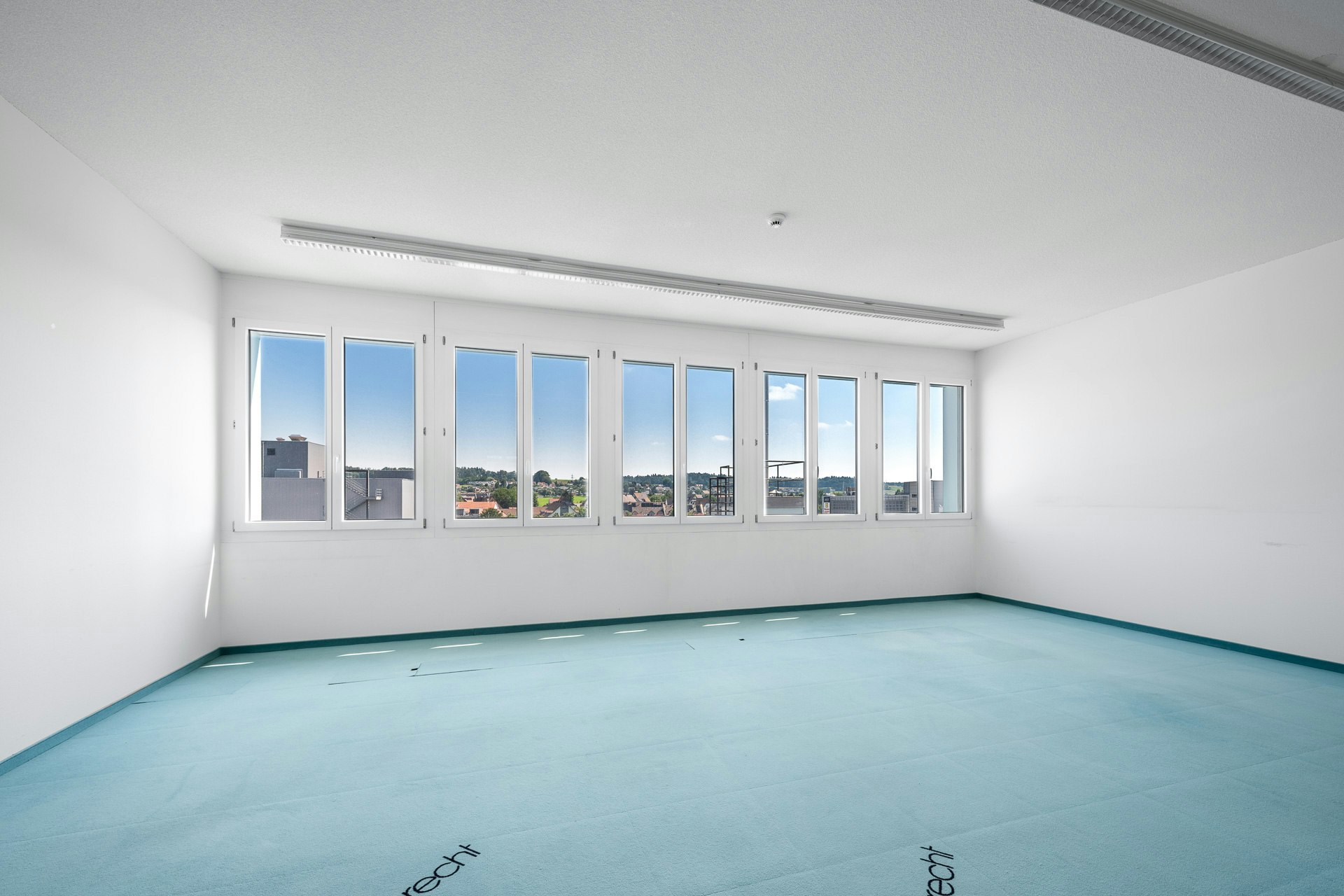 Superficie uffici da 250 m² a 500 m² nella zona Althard, Althardstrasse, 8105 Regensdorf, Zurich, CH