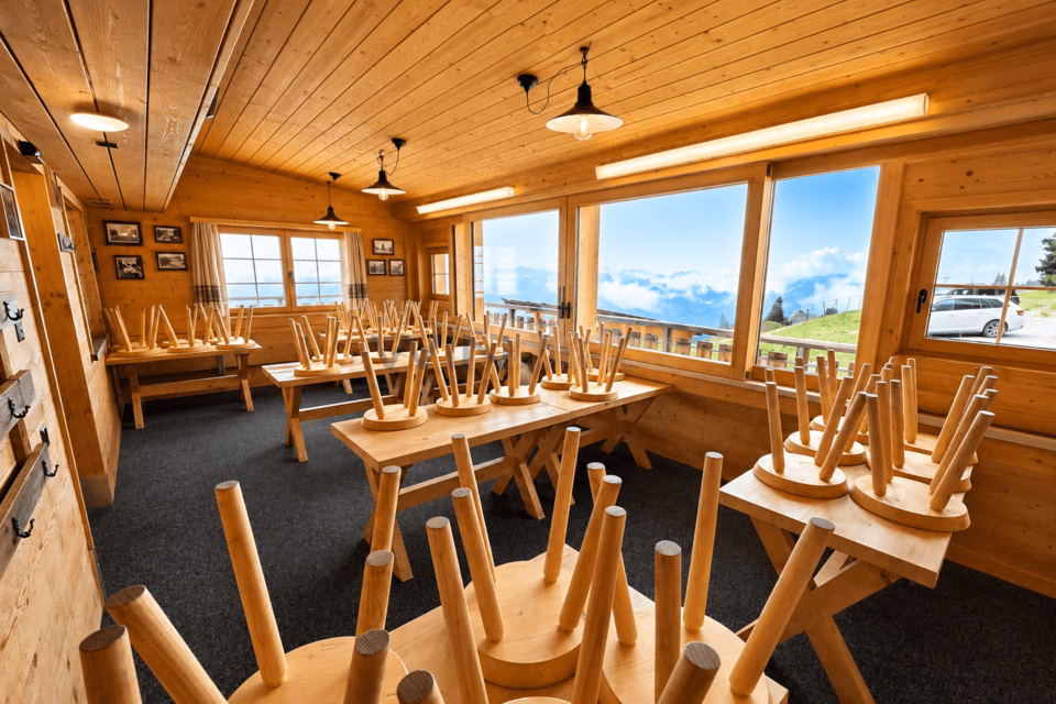 Ristorante di montagna in alta quota, 7165 Breil-Brigels, Grisons, CH