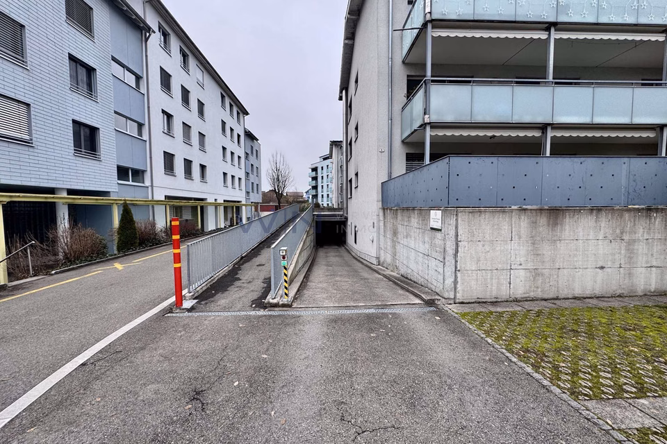 Confort de stationnement pour un usage quotidien, 6033 Buchrain, Lucerne, CH