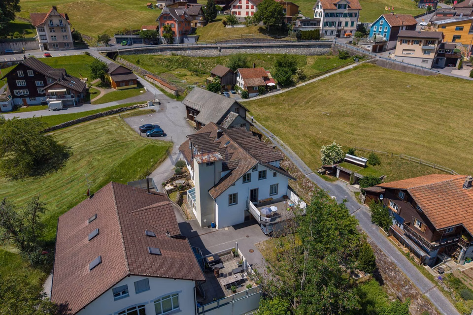 Atelier/garage avec petit appartement, 8757 Glarus Nord, Glarus, CH