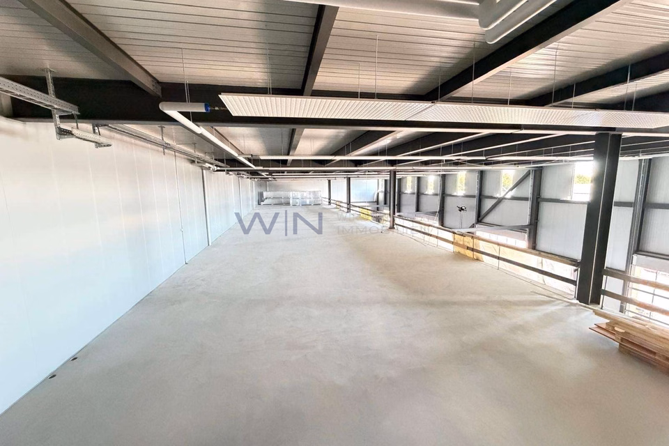 Flexible industrial hall with modern mezzanine, 1566 Saint-Aubin, Fribourg, CH