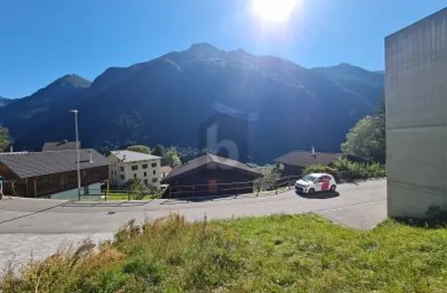 PREZZO AFFARE!!  EMPLACEMENT ENSOLEILLÉ ET CALME