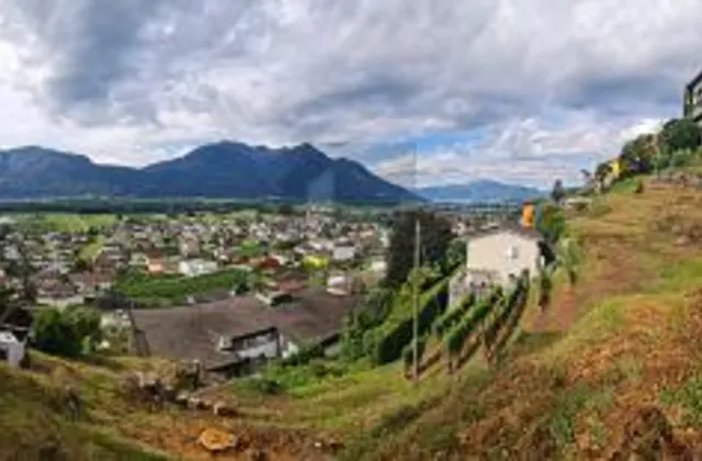 ENSOLEILLÉ ET CALME AVEC VUE