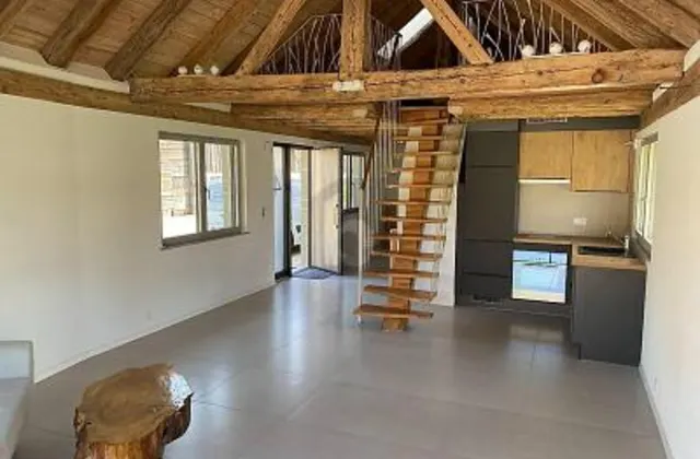 SPACIOUS AND MODERN OFFICES