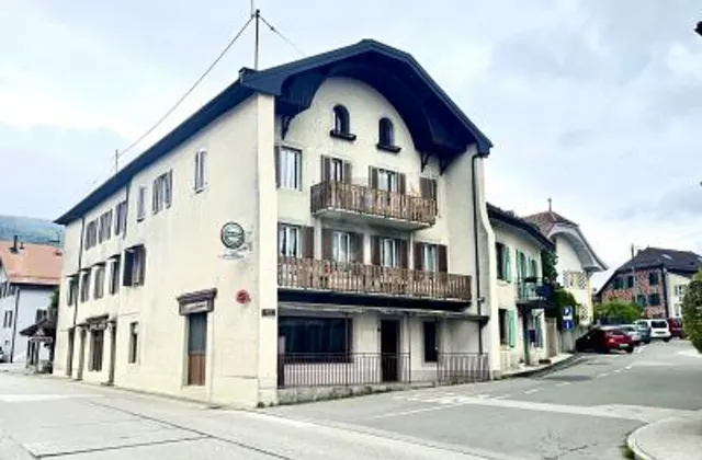 BELLE OPPORTUNITÉ POUR RÉNOVATION OU PROMOTION
