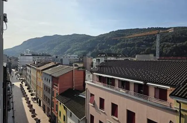 Geräumig und sonnig in zentraler Lage