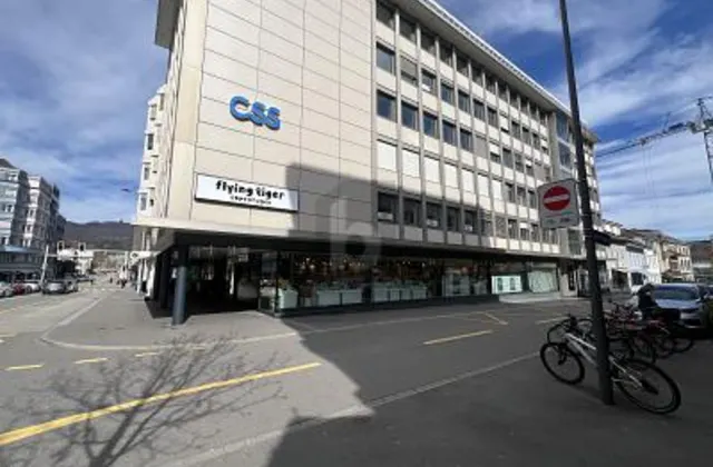 IN POSIZIONE CENTRALE!
