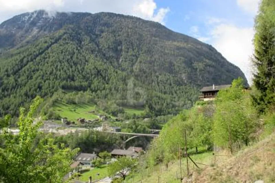 MAGNIFIQUE VUE DÉGAGÉE - IDÉAL POUR ENTREPRENEURS EN BÂTIMENT, 3922 Stalden VS, Valais/Wallis, CH