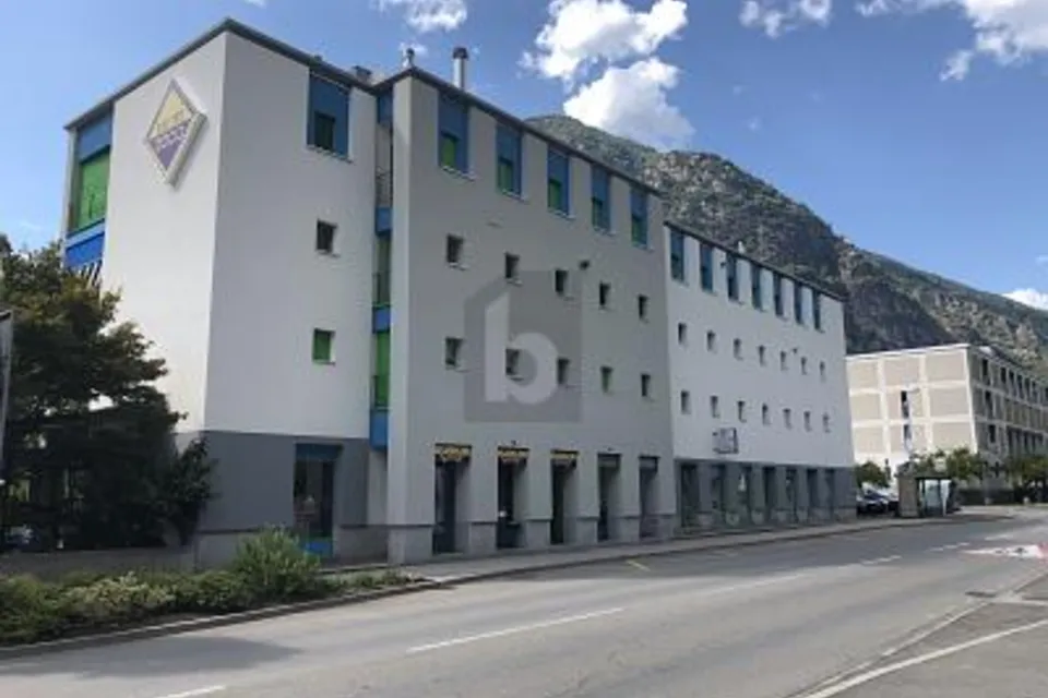 LOCAL COMMERCIAL EN POSITION CENTRALE, 6710 Biasca, Ticino, CH