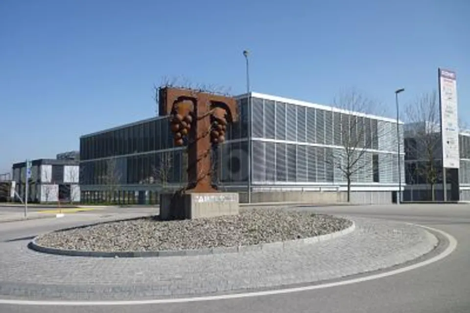 MODERNO CON SOLUZIONE DI SERVIZIO ADATTATA, 1180 Rolle, Vaud, CH