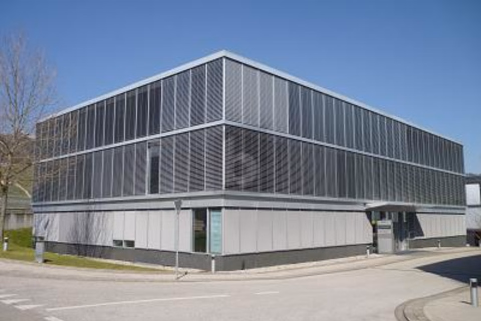 MODERNE AVEC SOLUTION DE SERVICE ADAPTÉ, 1180 Rolle, Vaud, CH