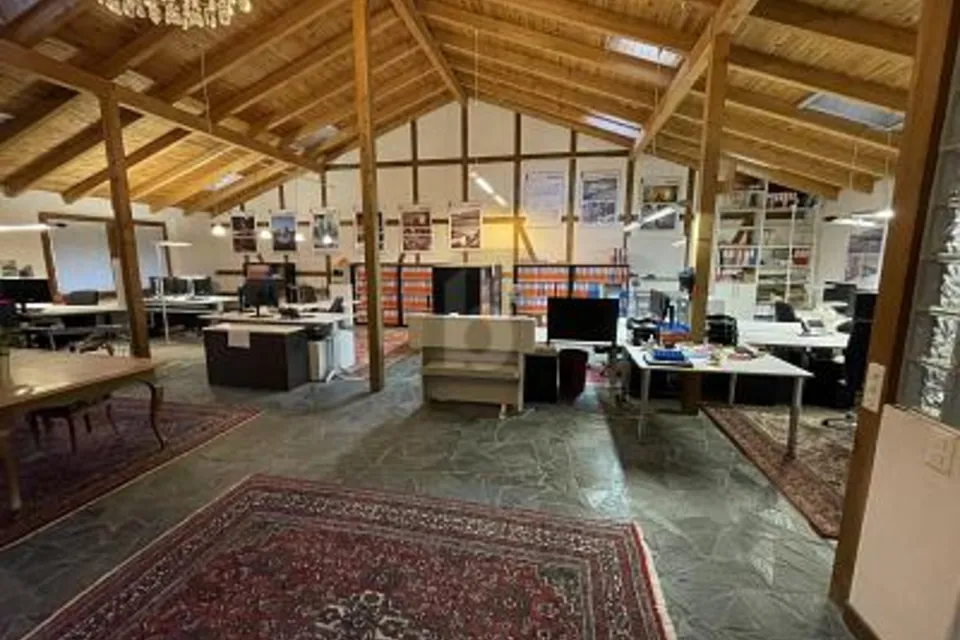 BÜRO, LAGER MIT ZWEI WOHNUNGEN, 4422 Arisdorf, Basel-Landschaft, CH