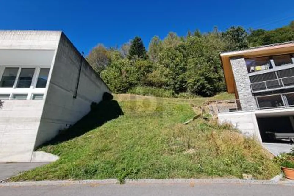 PREZZO AFFARE!!  EMPLACEMENT ENSOLEILLÉ ET CALME, 6777 Quinto, Ticino, CH
