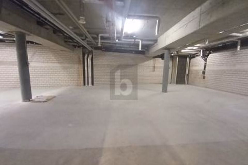 MAGAZZINO IN POSIZIONE TOP, 4051 Basel, Basel-City, CH