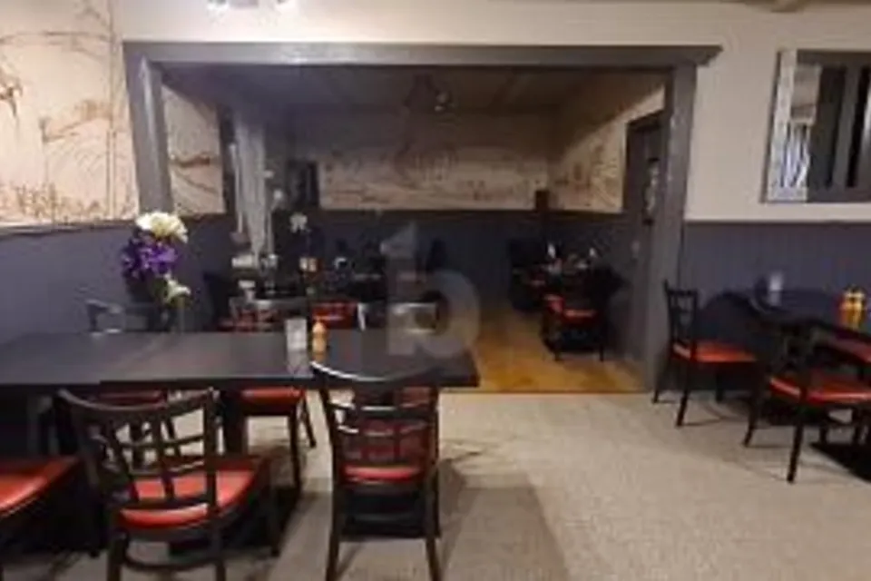 IDÉALEMENT SITUÉ, AVEC UNE CLIENTÈLE D'HABITUÉS, 2953 Fregiécourt, Jura, CH