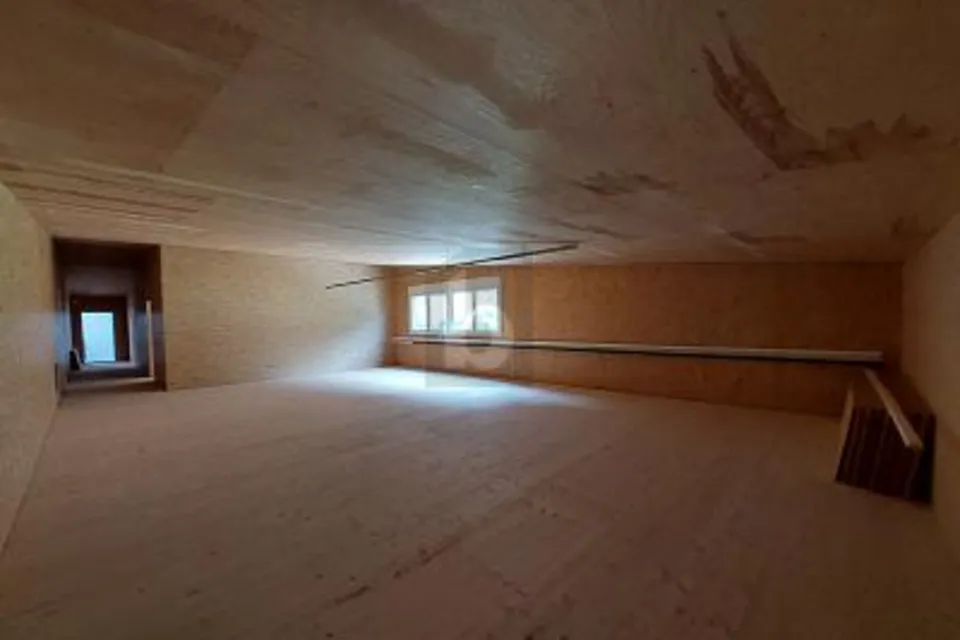 SPAZI COMMERCIALI FLESSIBILI E MODERNI, 6472 Erstfeld, Uri, CH