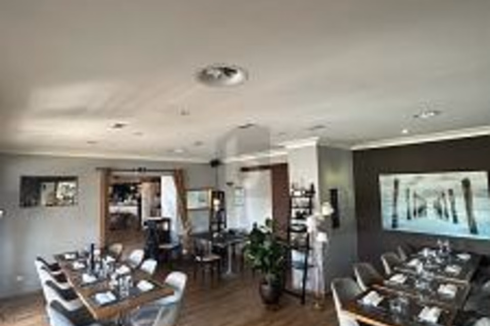 RESTAURANT AVEC FORTE ACTIVITÉ A REMETTRE, 1004 Lausanne, Vaud, CH