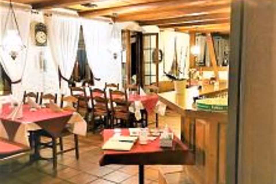 RESTAURANT - LÄNDLICH, RUSTIKAL, CHARMANT, 8196 Wil ZH, Zurich, CH