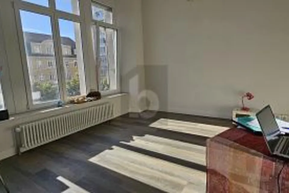 AU CENTRE VILLE IDÉALEMENT SITUÉE, 2300 La Chaux-de-Fonds, Neuchâtel, CH