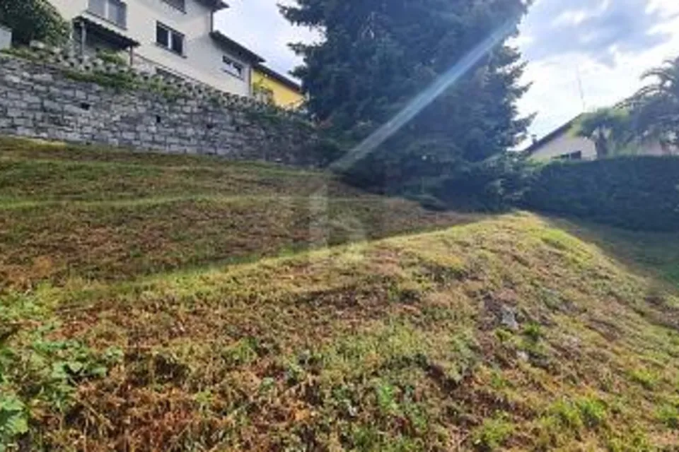 ENSOLEILLÉ ET CALME AVEC VUE, 6516 Cugnasco, Ticino, CH