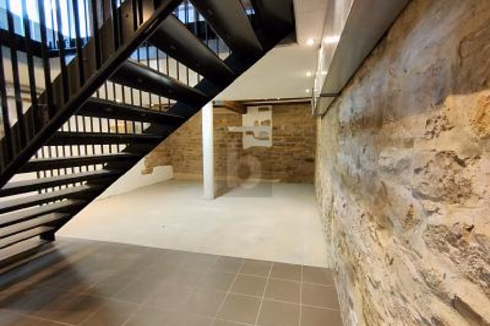 IDEALE PER PARRUCCHIERE O CENTRO ESTETICO, CENTRALE, 8212 Neuhausen am Rheinfall, Schaffhausen, CH