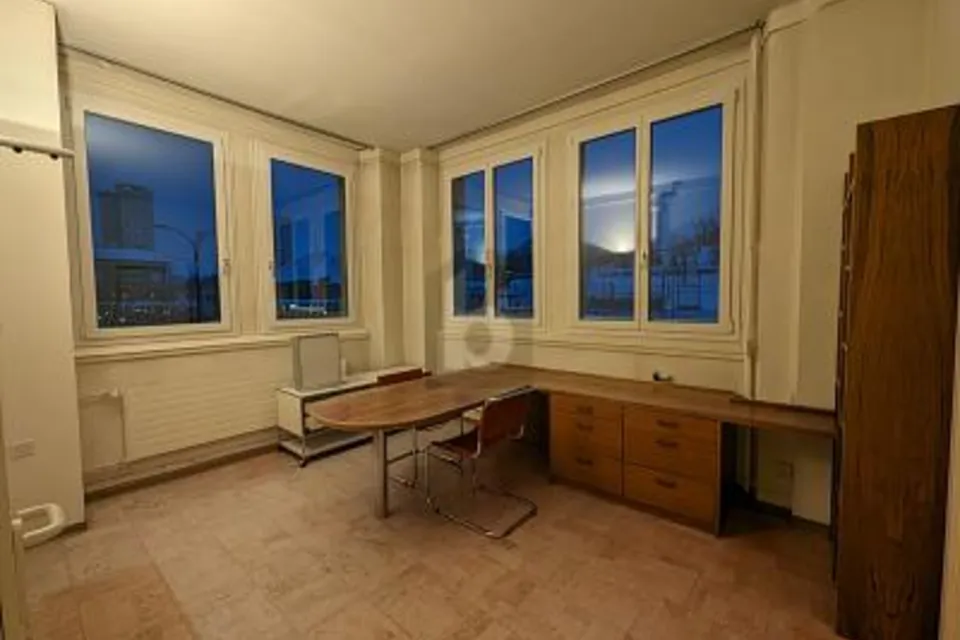 IM HERZEN DER STADT, IDEAL GELEGEN, 2300 La Chaux-de-Fonds, Neuchâtel, CH