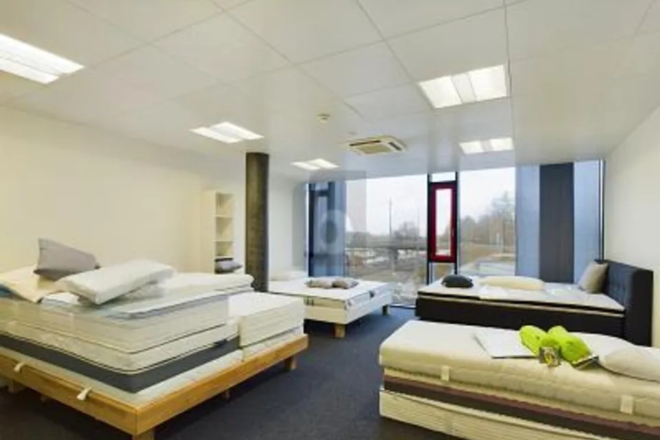 ESPACES MODERNES ET LUMINEUX, 7013 Domat/Ems, Grisons, CH