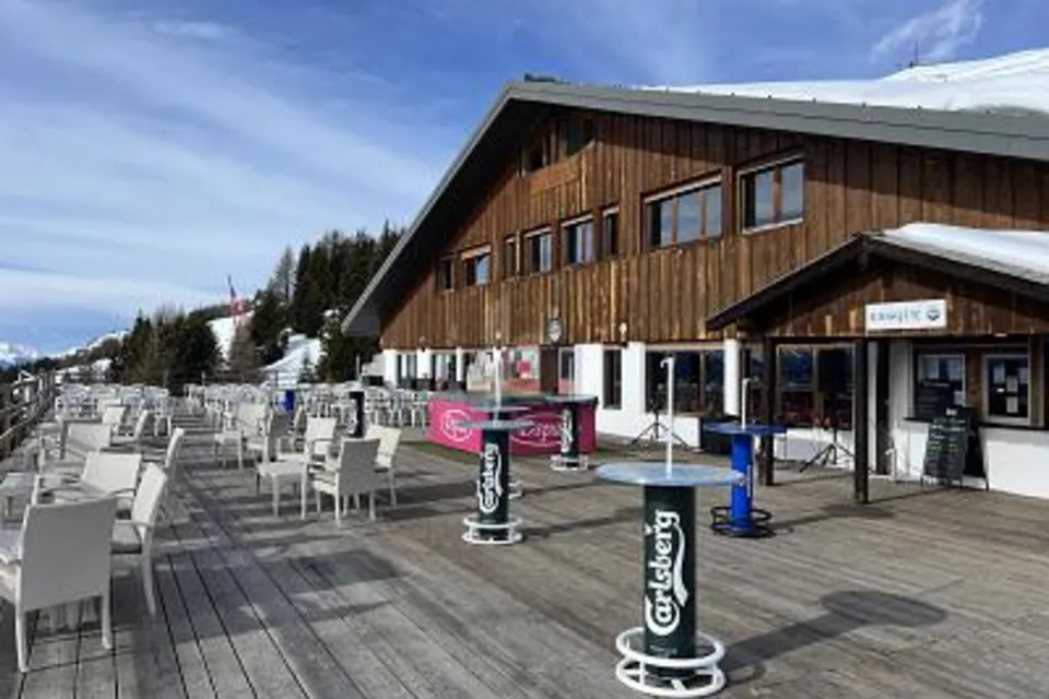 MAGNIFIQUE RESTAURANT D'ALTITUDE AVEC CHAMBRES, 1966 Ayent, Valais/Wallis, CH