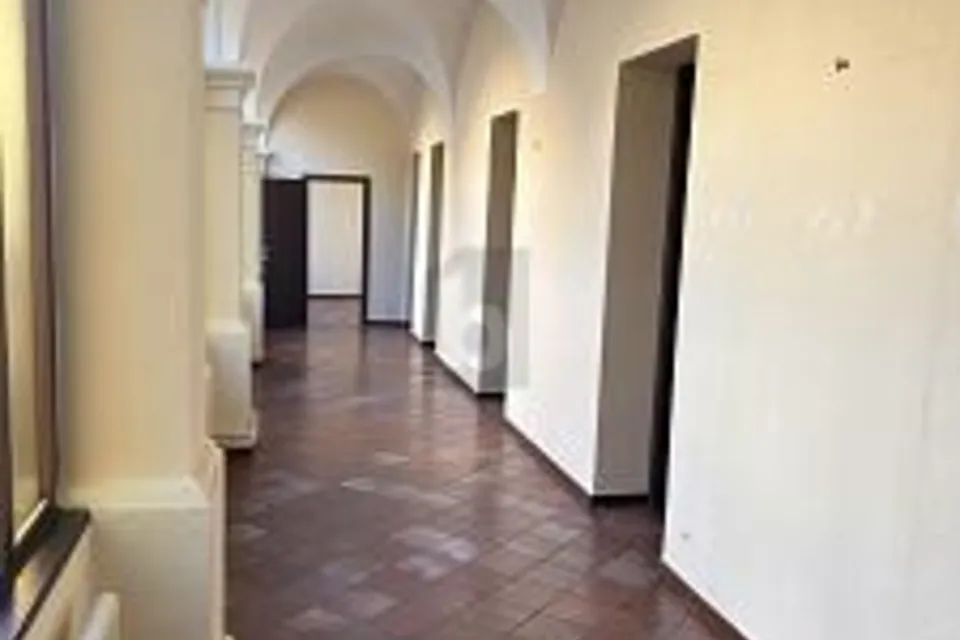 PLUS DISPONIBLE, 6900 Lugano, Ticino, CH