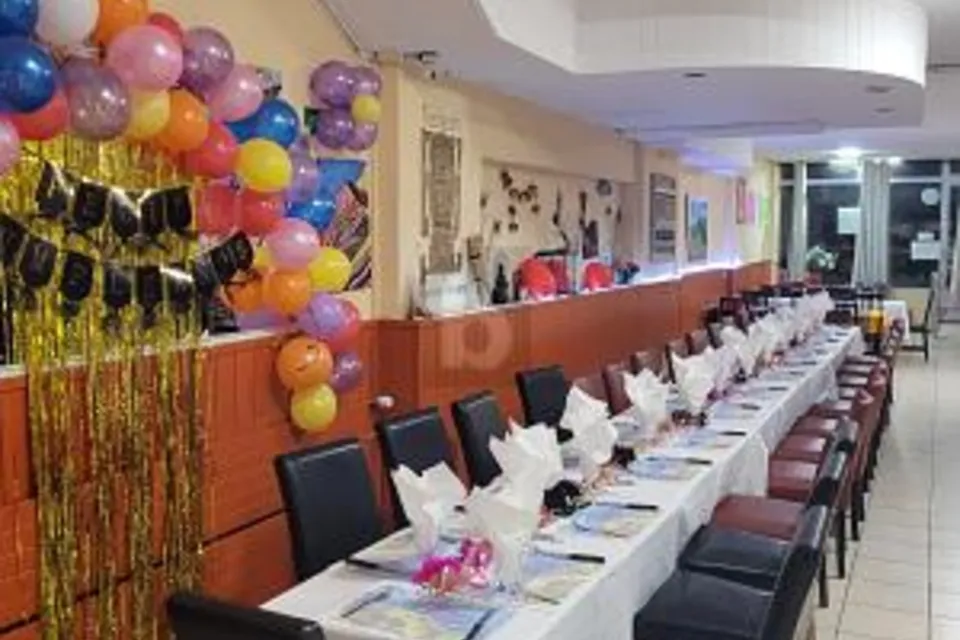 RESTAURANT DANS UN QUARTIER ANIME, 1205 Genève, Geneva, CH