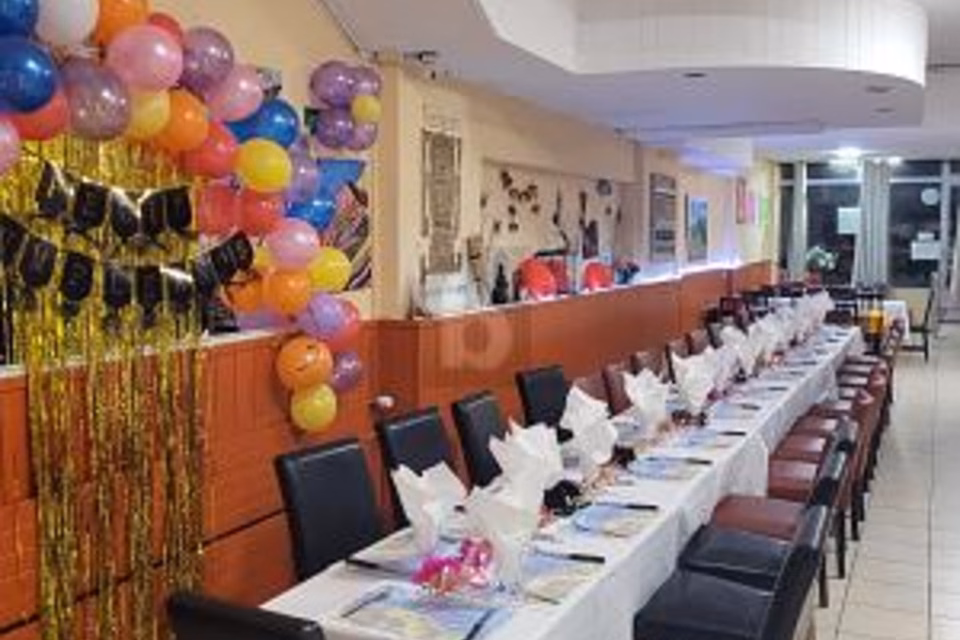 RESTAURANT DANS UN QUARTIER ANIME, 1205 Genève, Geneva, CH