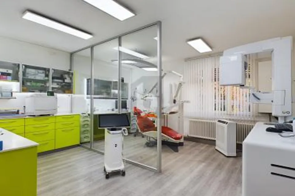 Perfettamente attrezzato e dinamico, 1003 Lausanne, Vaud, CH