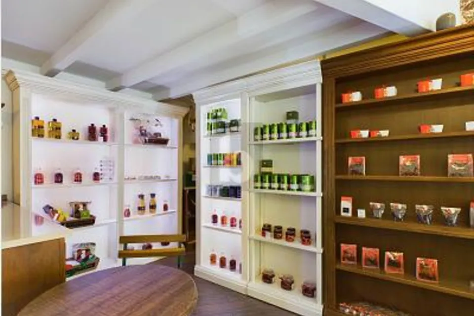 MAGNIFIQUE ET QUALITATIF, 1005 Lausanne, Vaud, CH