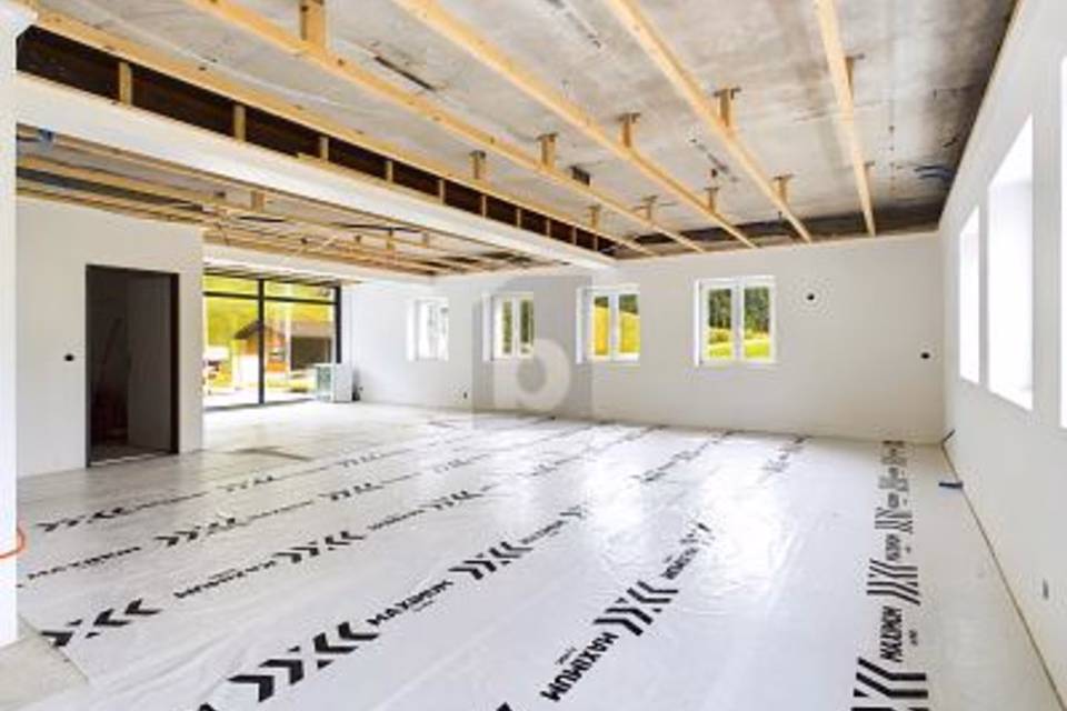 ESPACE POLYVALENT AVEC VITRINE, 4943 Oeschenbach, Bern, CH