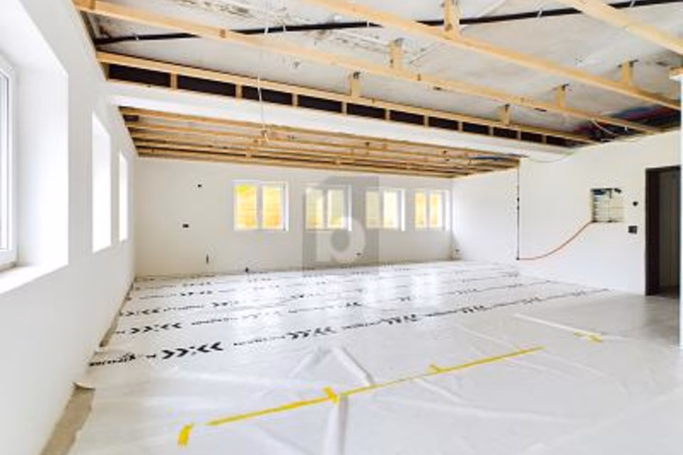 ESPACE POLYVALENT AVEC VITRINE, 4943 Oeschenbach, Bern, CH