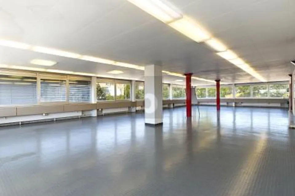 IN POSIZIONE CENTRALE VICINO ALL'AUTOSTRADA!, 4537 Wiedlisbach, Bern, CH